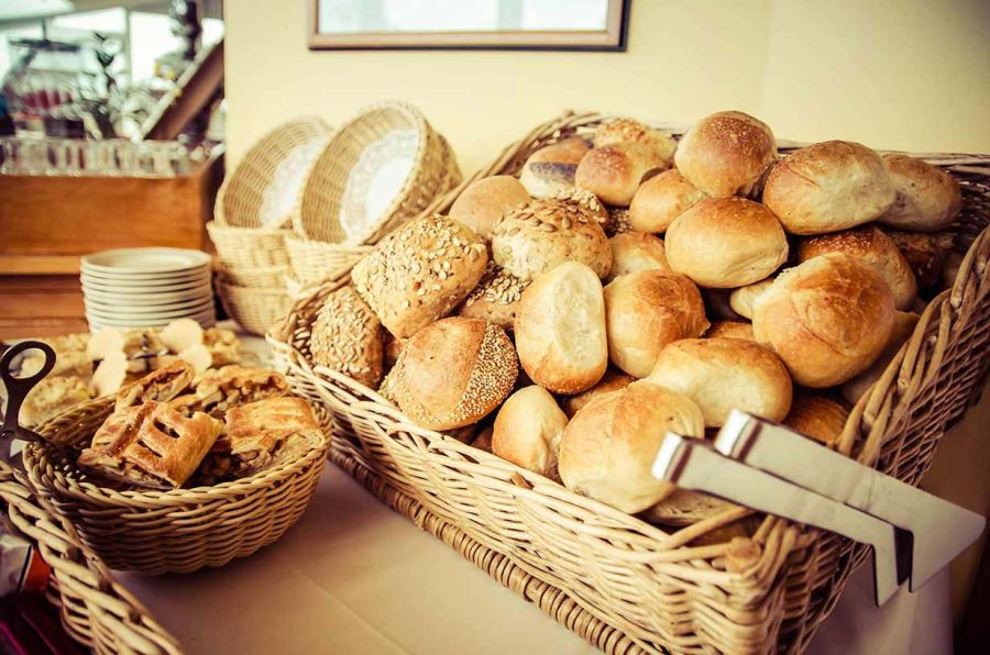 Frühstücksbuffet Brötchen